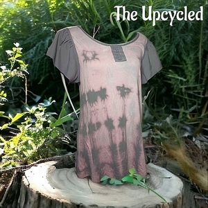 The Upcycled Flutter Sleeve Reverse Tye Dye Jewel Neckline Cotton Knit \Poly Top